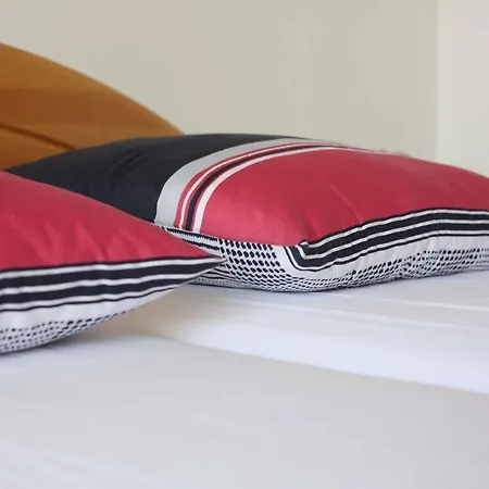 Ruza Apartamento Makarska