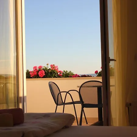 Ruza Appartement Makarska